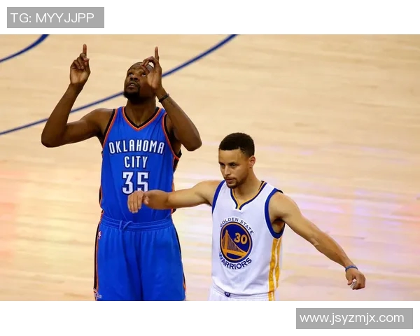 2016年西部决赛第六场勇士逆转雷霆的精彩瞬间与背后故事